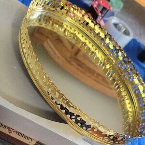 Gold Vintage-Inspired Jewelry with Intricate Detailing